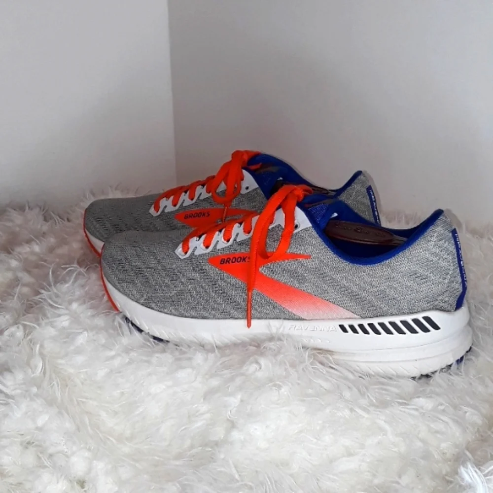 Brooks Ravenna 11 Guiderails Athletic Shoes with Speed Support. US Size: 8